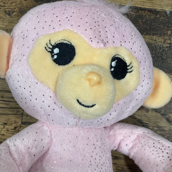 Fingerlings Monkey Pink with Sparkles - Picture 3 of 8